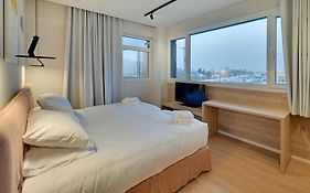 Nomads Lux Studios & Business Center